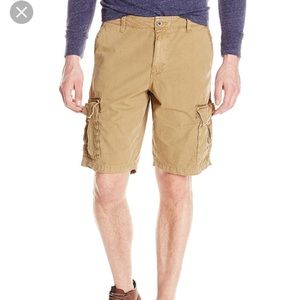 🆕The Lucky Brand Men’s cargo shorts size 38 waist